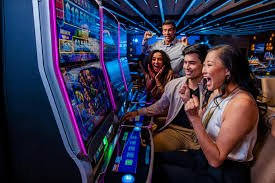 Live blackjack dealer at Pretty Gaming studio on mpo100 slot